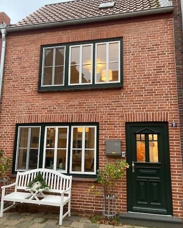 フリードリッヒシュタット P11 Vakantiehuisヴィラ エクステリア 写真
